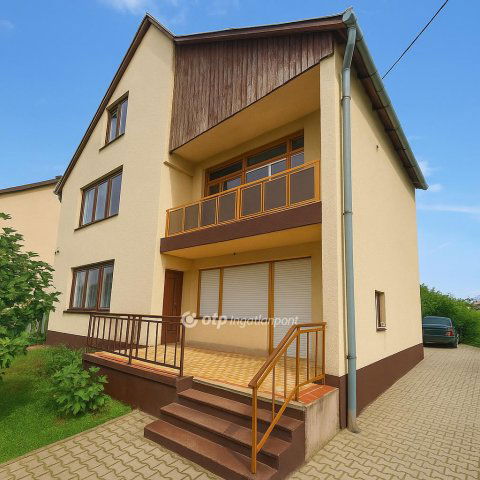 Eladó családi ház, Alsónémediben 83.9 M Ft, 6 szobás