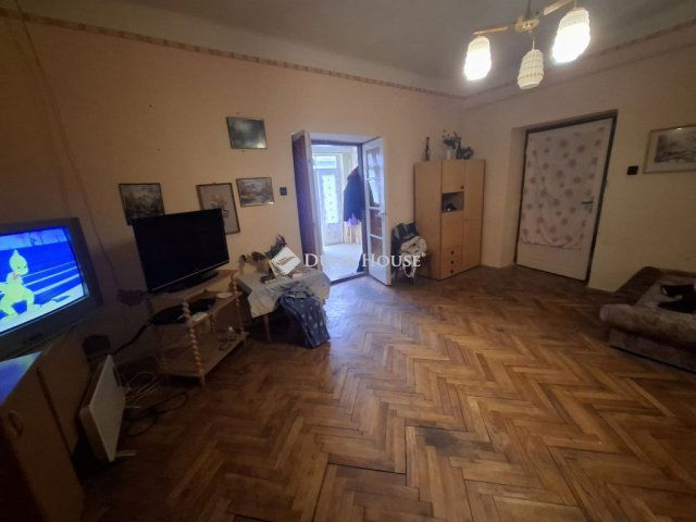 Eladó családi ház, Kiskunfélegyházán 20 M Ft, 2+1 szobás