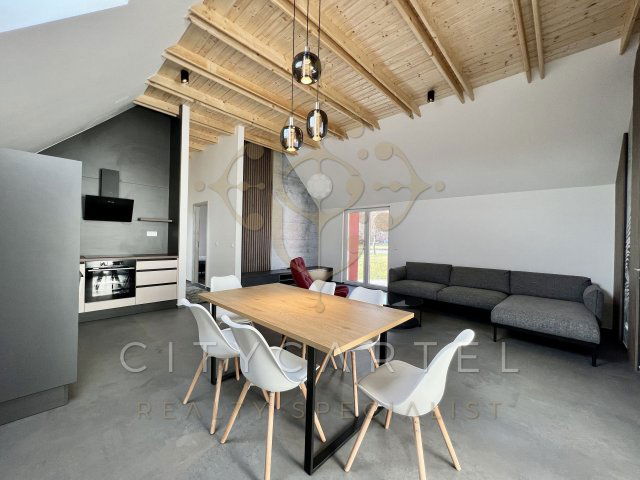 Eladó téglalakás, Balatonlelleén 89.99 M Ft, 3 szobás