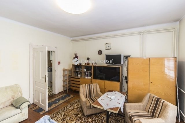 Eladó családi ház, Rumon 44.9 M Ft, 4 szobás