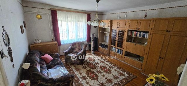 Eladó családi ház, Jászapátiban 20.99 M Ft, 2 szobás