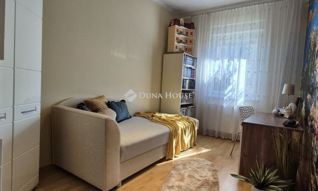 Eladó családi ház, Kecskeméten 139.9 M Ft, 4 szobás