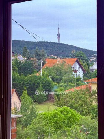 Eladó családi ház, Pécsett 129 M Ft, 3+1 szobás