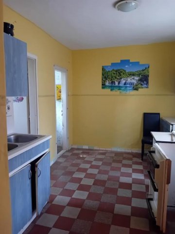 Eladó családi ház, Hajdúszoboszlón 34.5 M Ft, 2 szobás