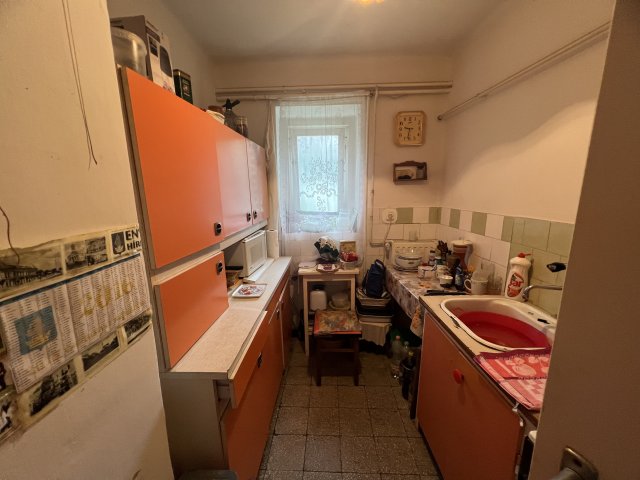 Eladó családi ház, Enyingen 34.9 M Ft, 2 szobás