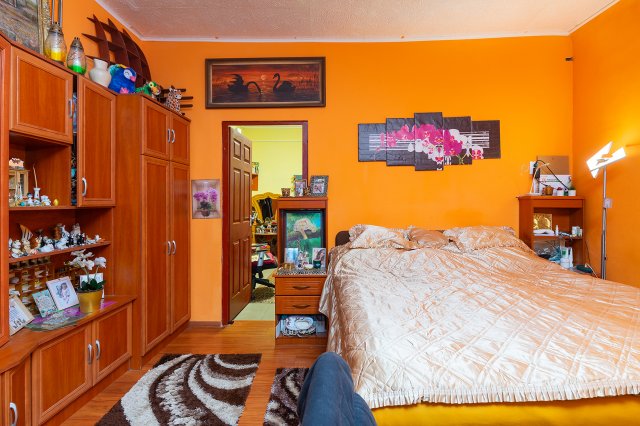 Eladó családi ház, Vecsésen 43.9 M Ft, 2 szobás