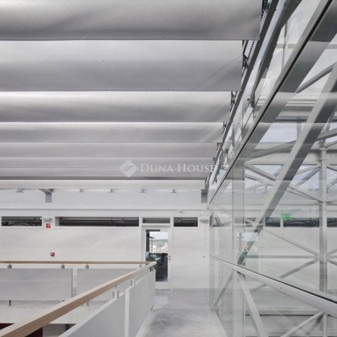 Eladó ipari ingatlan, Komlón 636.818 M Ft / költözzbe.hu