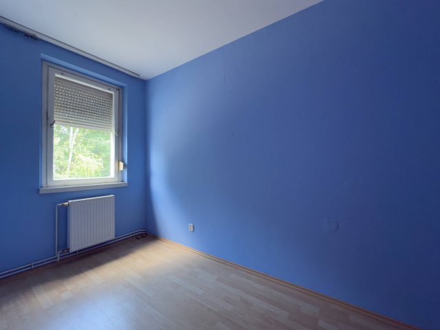 Eladó téglalakás, Romhányon 24.99 M Ft, 4 szobás