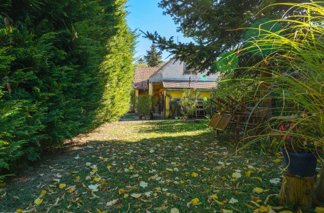 Eladó családi ház, Pilisborosjenőn 92.183 M Ft, 3 szobás