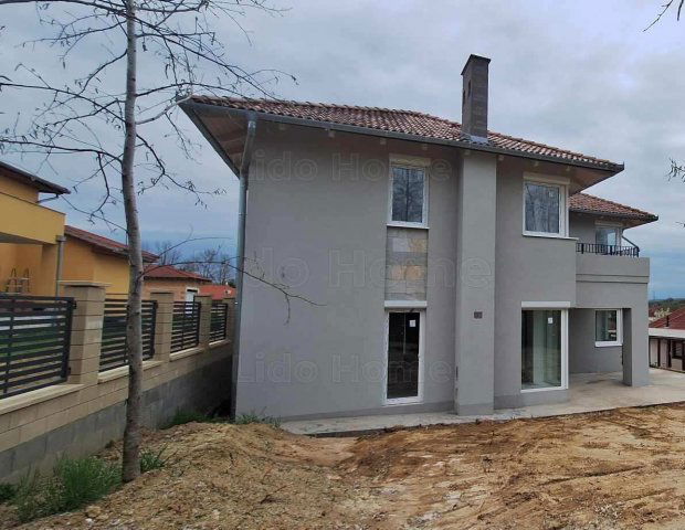 Eladó családi ház, Kaposváron 169 M Ft, 6 szobás