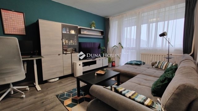 Eladó panellakás, Budapesten, X. kerületben 89.9 M Ft, 3 szobás