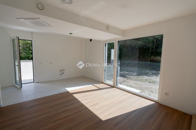 Eladó téglalakás, Budapesten, II. kerületben 296.4 M Ft