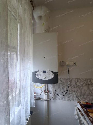 Eladó téglalakás, Kiskunfélegyházán 39.9 M Ft, 1+2 szobás