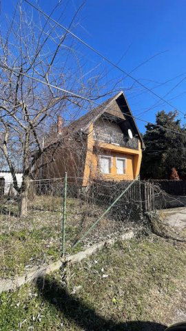 Eladó családi ház, Albertirsán 30 M Ft, 1+2 szobás