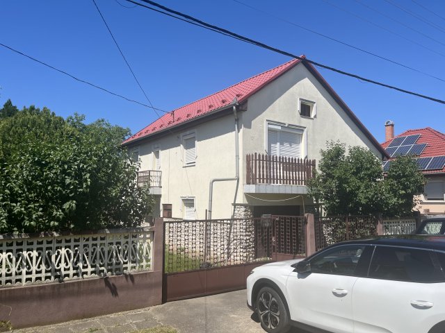 Eladó családi ház, Gesztelyben 42.9 M Ft, 4 szobás