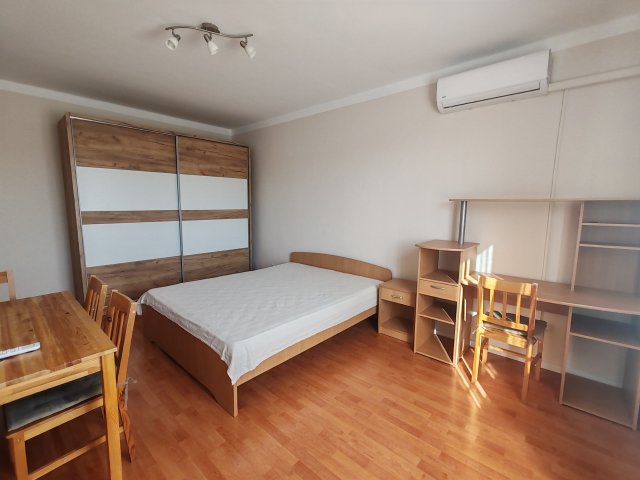 Eladó panellakás, Pécsett 44.9 M Ft, 2 szobás