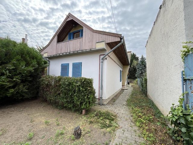 Eladó családi ház, Budapesten, III. kerületben 149.9 M Ft