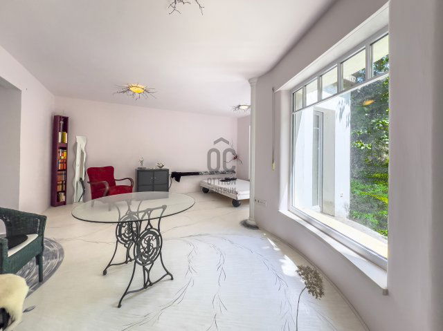 Eladó családi ház, Pátyon 235 M Ft, 6 szobás