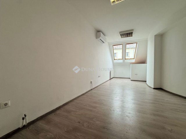 Kiadó iroda, Kecskeméten 68 E Ft / hó / költözzbe.hu