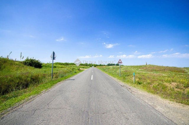 Eladó ipari ingatlan, Inárcson 120 M Ft / költözzbe.hu