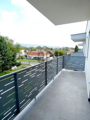 Kiadó téglalakás, albérlet, Tatán 350 E Ft / hó, 3 szobás