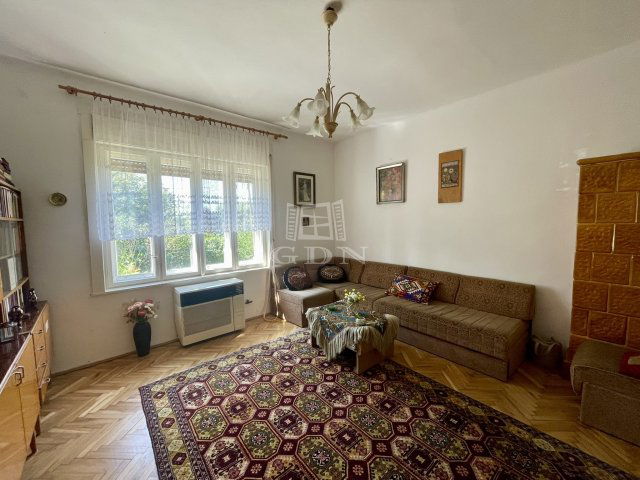 Eladó családi ház, Perőcsényen 56.9 M Ft, 4+1 szobás