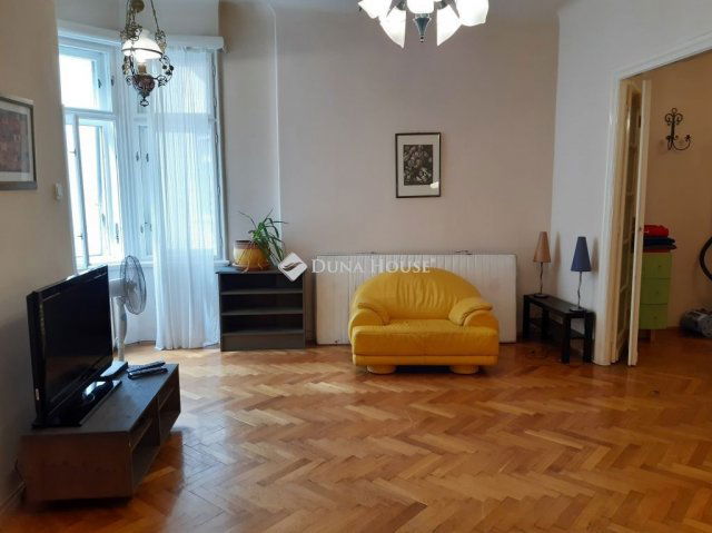 Kiadó téglalakás, albérlet, Budapesten, VII. kerületben