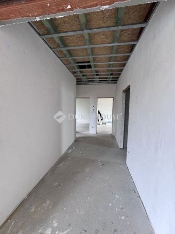 Eladó családi ház, Gyálon 249.9 M Ft, 6 szobás