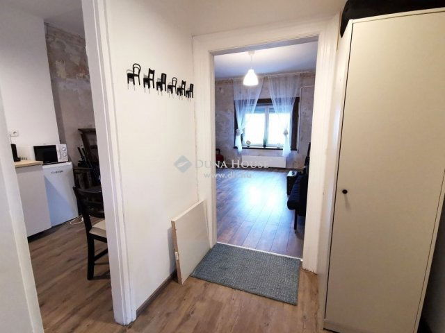 Eladó családi ház, Budaörsön 59.9 M Ft, 2 szobás