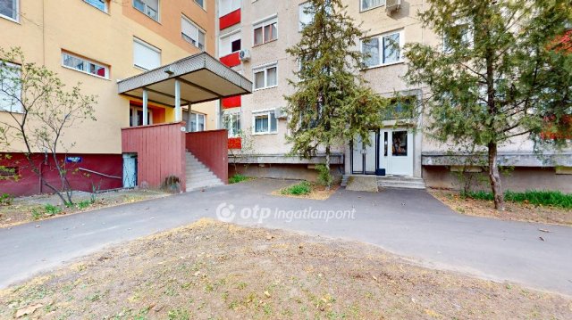 Eladó panellakás, Nyíregyházán 73.5 M Ft, 2+2 szobás