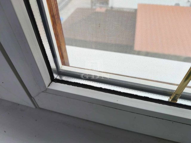 Eladó panellakás, Veszprémben 48.9 M Ft, 2 szobás