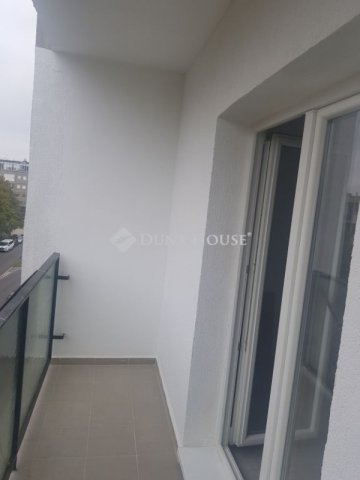 Eladó panellakás, Pécsett 54.5 M Ft, 2 szobás