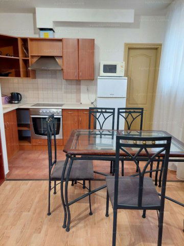 Kiadó téglalakás, albérlet, Debrecenben 195 E Ft / hó