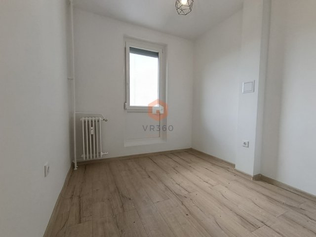 Eladó panellakás, Pécsett, Diána téren 51.9 M Ft, 2+1 szobás