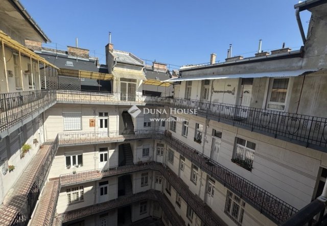 Eladó téglalakás, Budapesten, VIII. kerületben 75 M Ft, 3 szobás