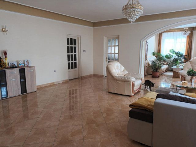 Eladó családi ház, Debrecenben, Diószegi úton 135 M Ft