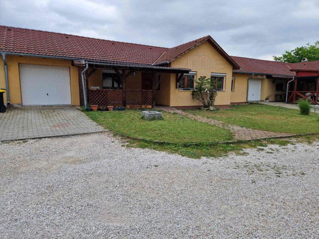 Eladó családi ház, Polgárdin 54.5 M Ft, 4 szobás