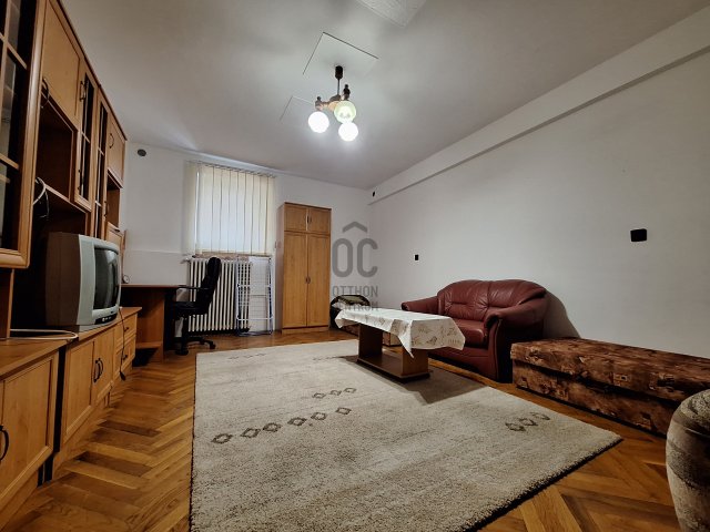 Eladó iroda, Gyöngyösön 41.9 M Ft / költözzbe.hu