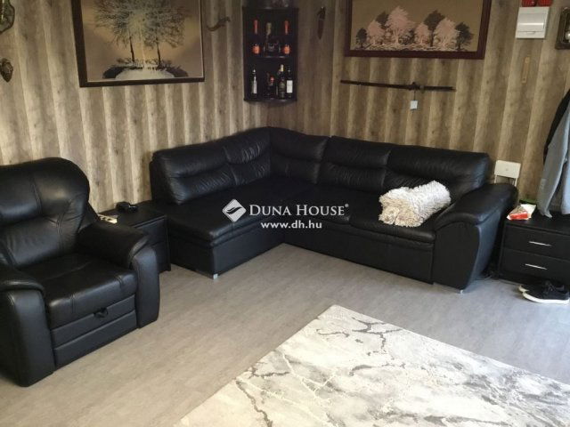 Eladó hotel, Budapesten, IV. kerületben 500 M Ft, 26 szobás