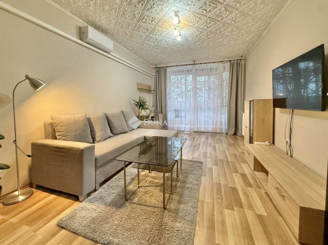 Eladó panellakás, Pakson, Kurcsatov utcában 45 M Ft, 2 szobás