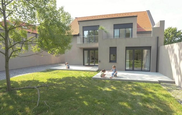 Eladó ikerház, Egerben 129.9 M Ft, 4 szobás