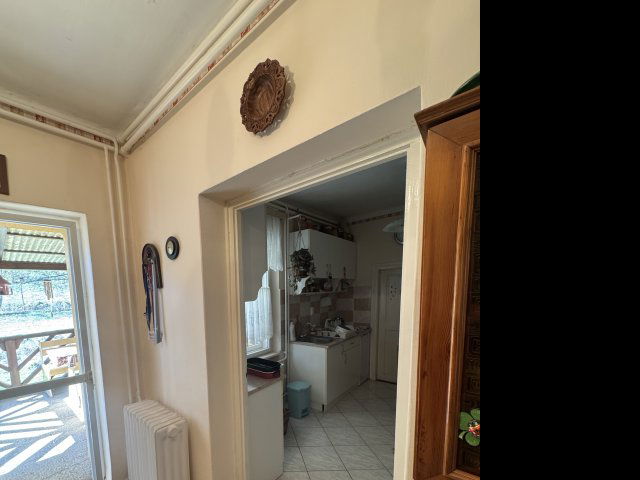 Eladó családi ház, Pécsett 49.9 M Ft, 2 szobás