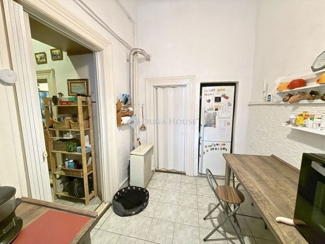 Eladó családi ház, Budapesten, XV. kerületben 89.9 M Ft