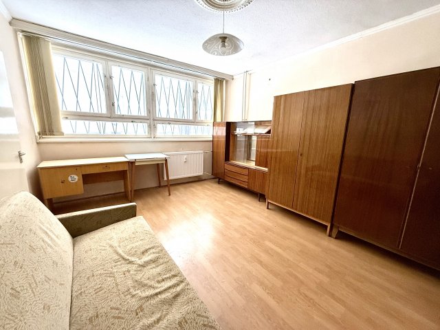Eladó téglalakás, Budapesten, XI. kerületben, Váli utcában