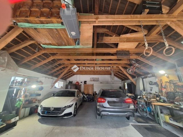 Eladó családi ház, Kecskeméten 98 M Ft, 3 szobás