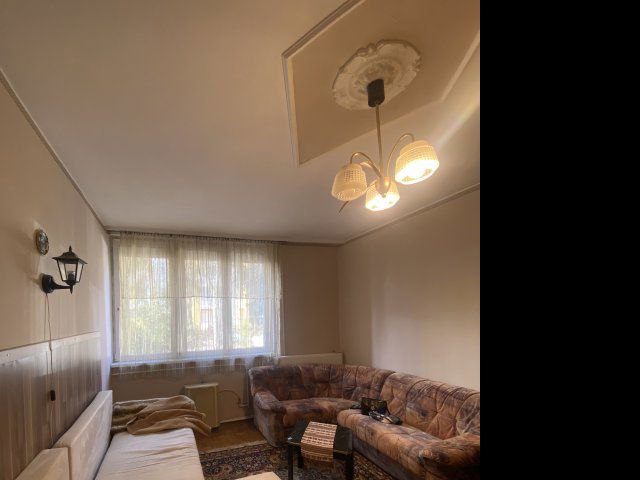 Eladó téglalakás, Szegeden 42.5 M Ft, 1 szobás