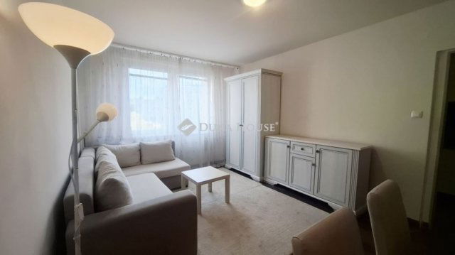 Eladó panellakás, Budapesten, XV. kerületben 53 M Ft, 2 szobás