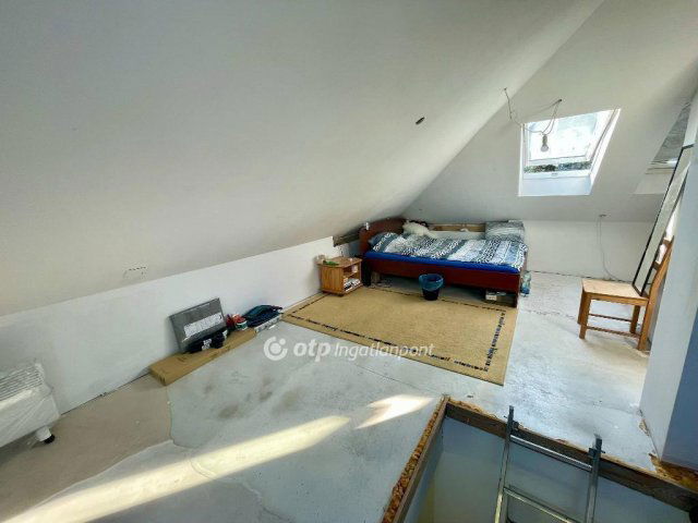 Eladó családi ház, Szigetszentmiklóson 71.9 M Ft, 3+1 szobás