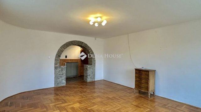 Eladó családi ház, Veresegyházon 139 M Ft, 5 szobás