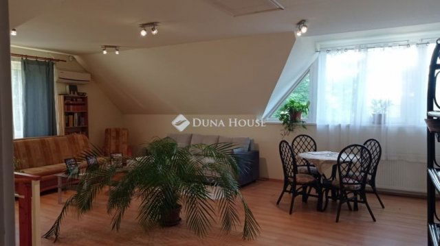 Eladó családi ház, Budapesten, XVI. kerületben 210 M Ft